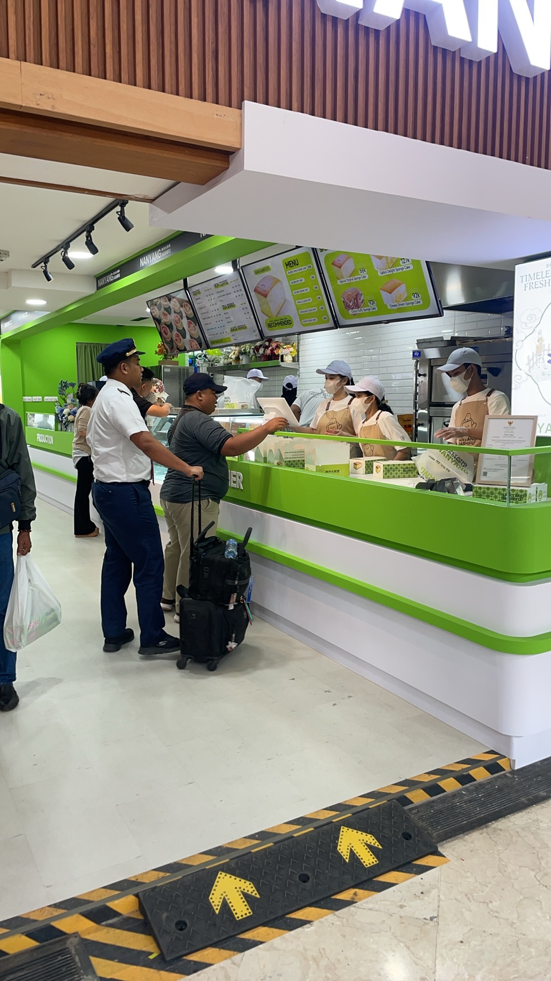 The Business Philosophy and Humanistic Temperature Behind a Cake(图1)